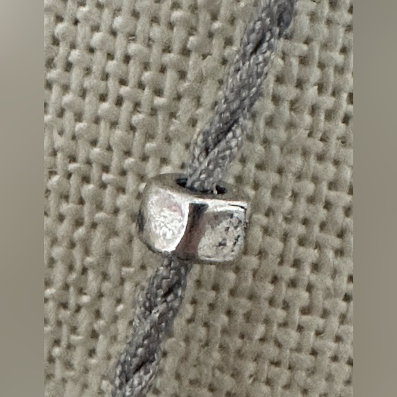 J Jill translucent light green beaded adjustable necklace - Picture 11 of 13